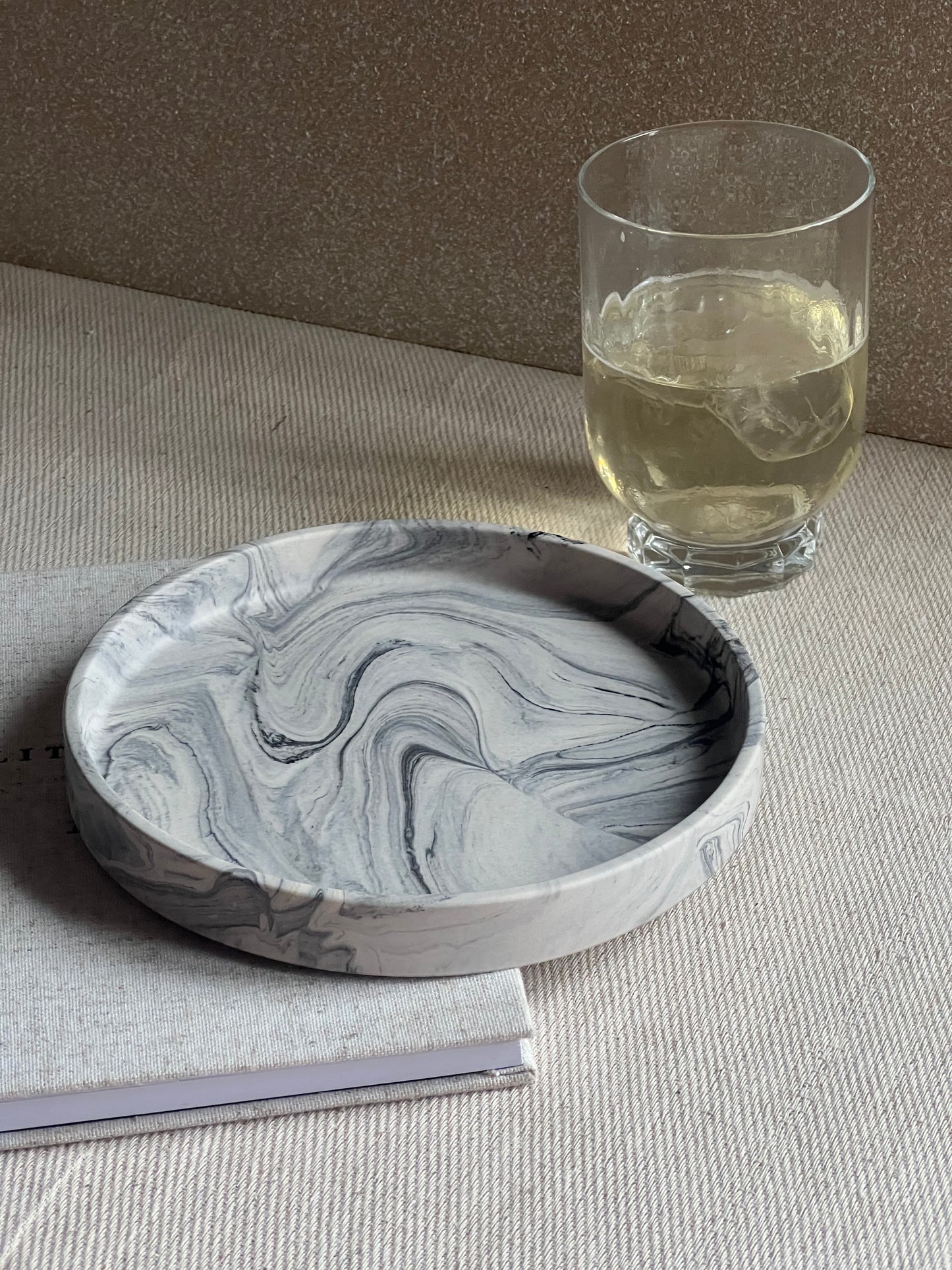 Round Tray