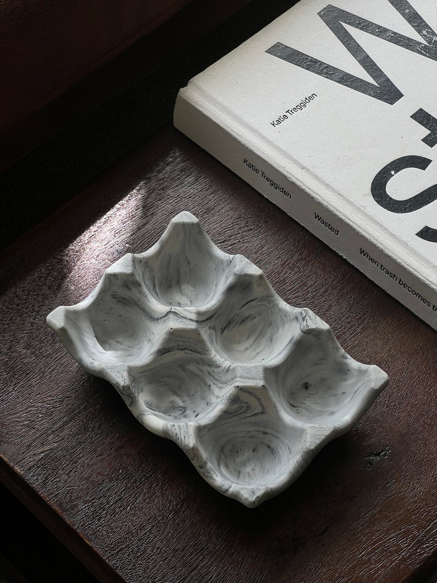Marble Egg Tray
