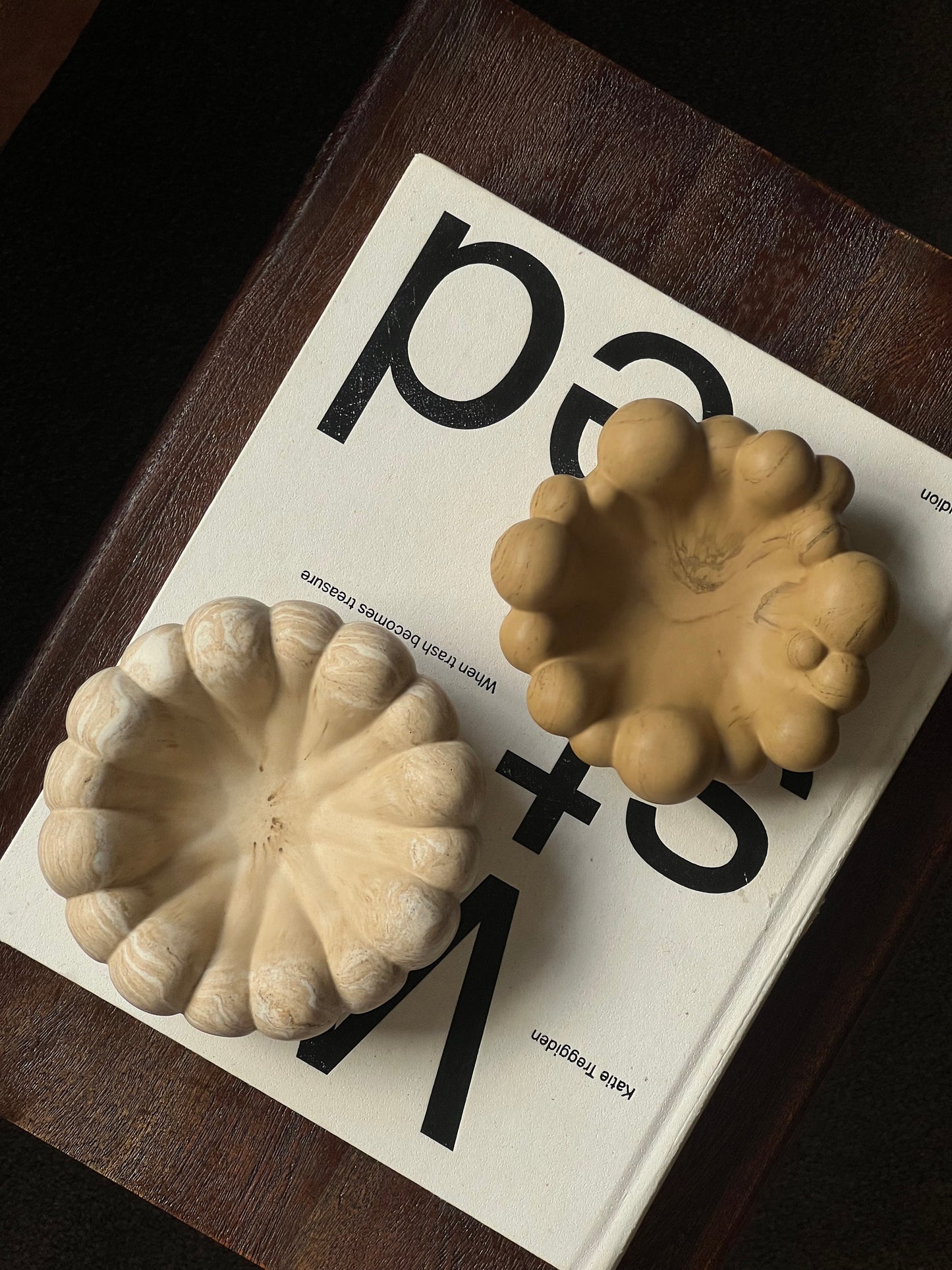 Bubble Dish Pair