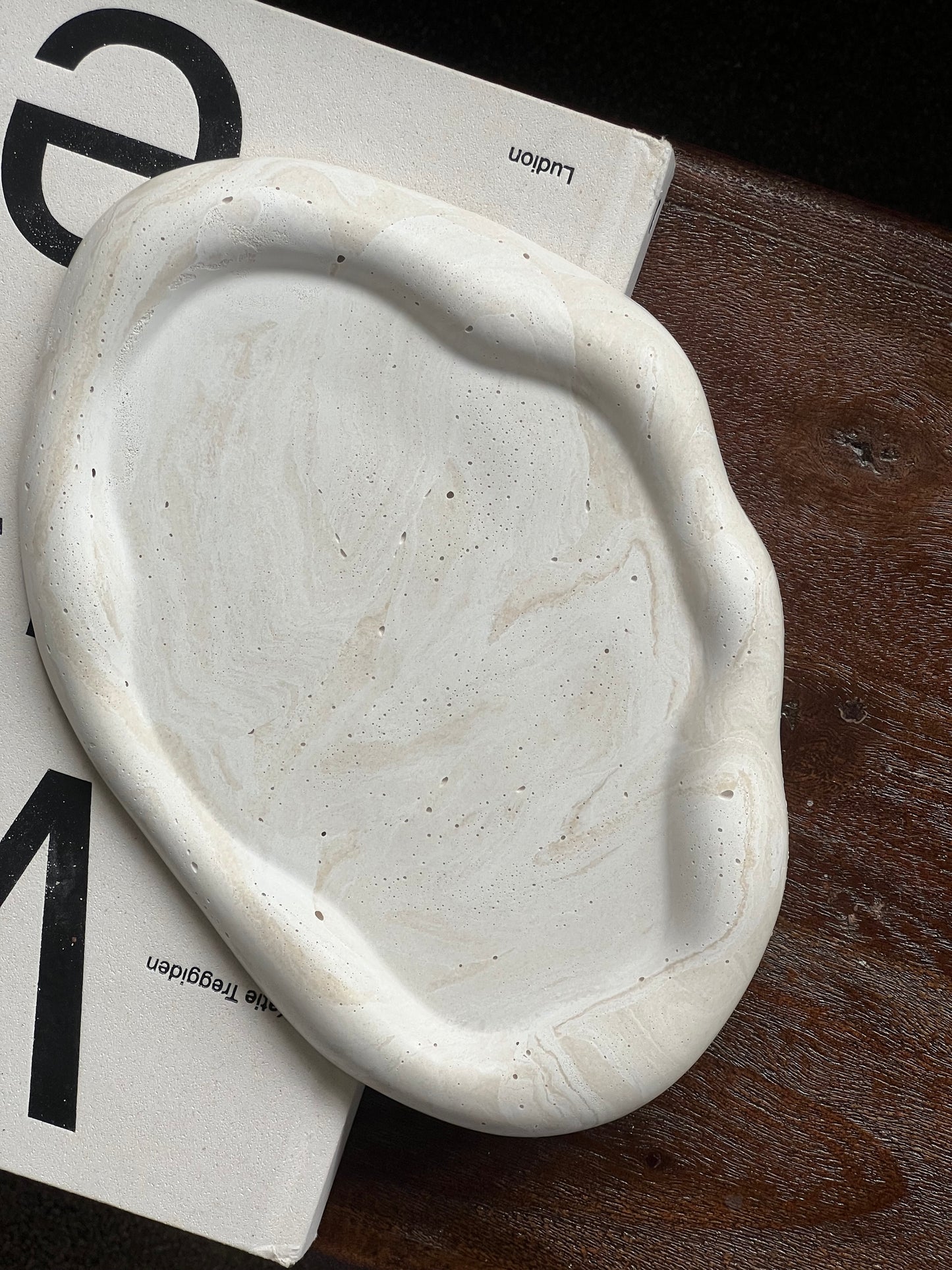 Cloud Tray - Travertine