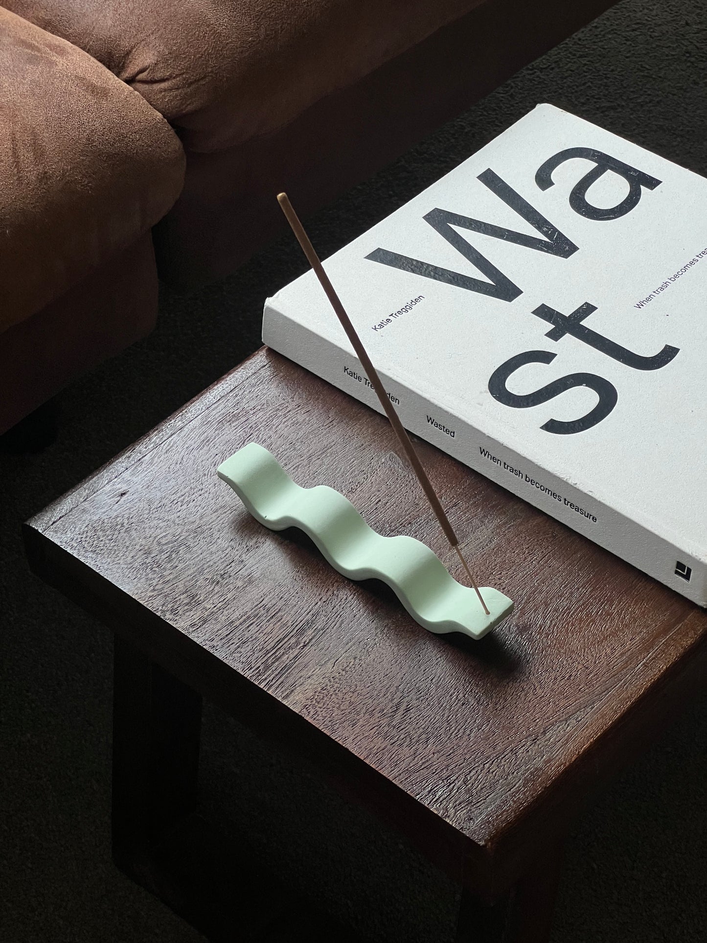 Wavy Incense Holder