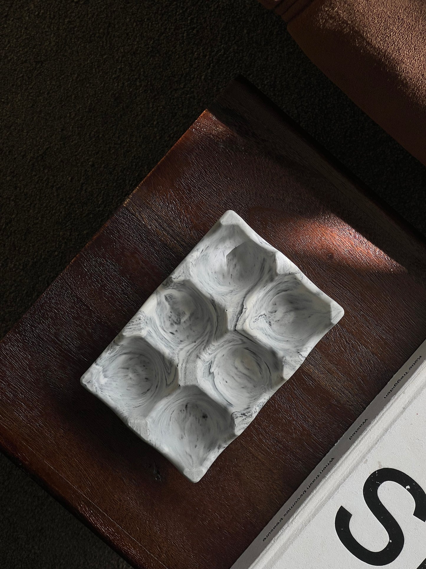 Marble Egg Tray