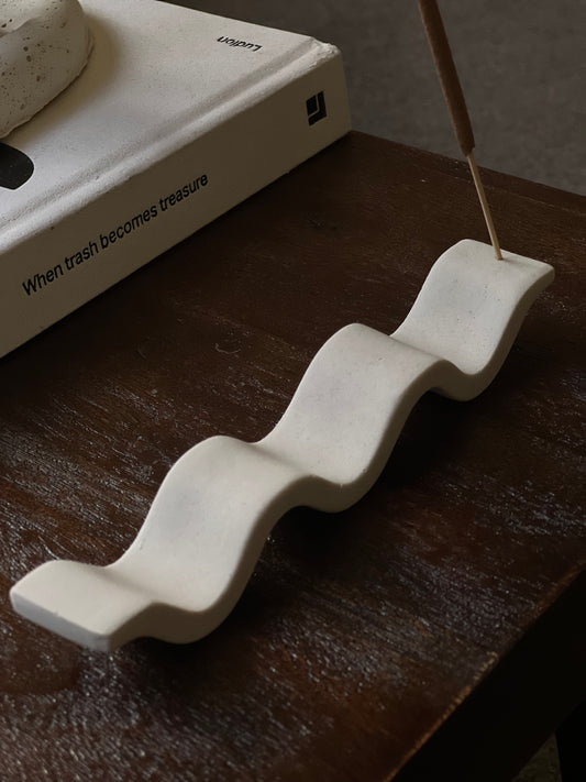 Wavy Incense Holder