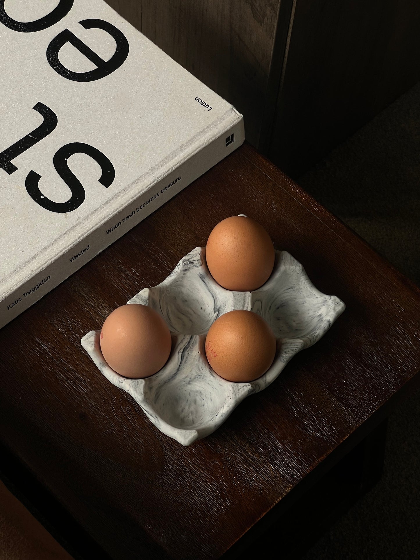 Marble Egg Tray