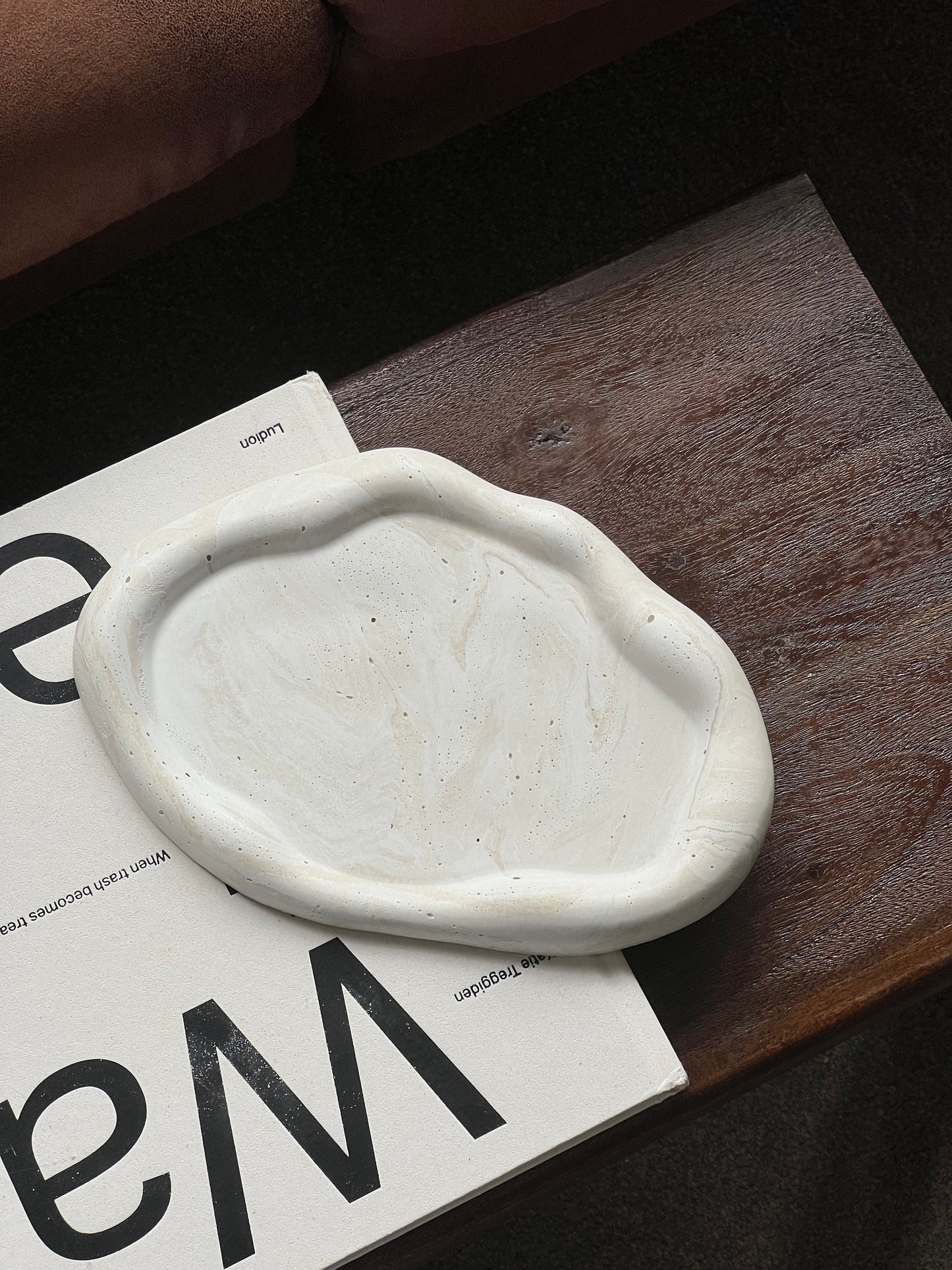 Cloud Tray - Travertine