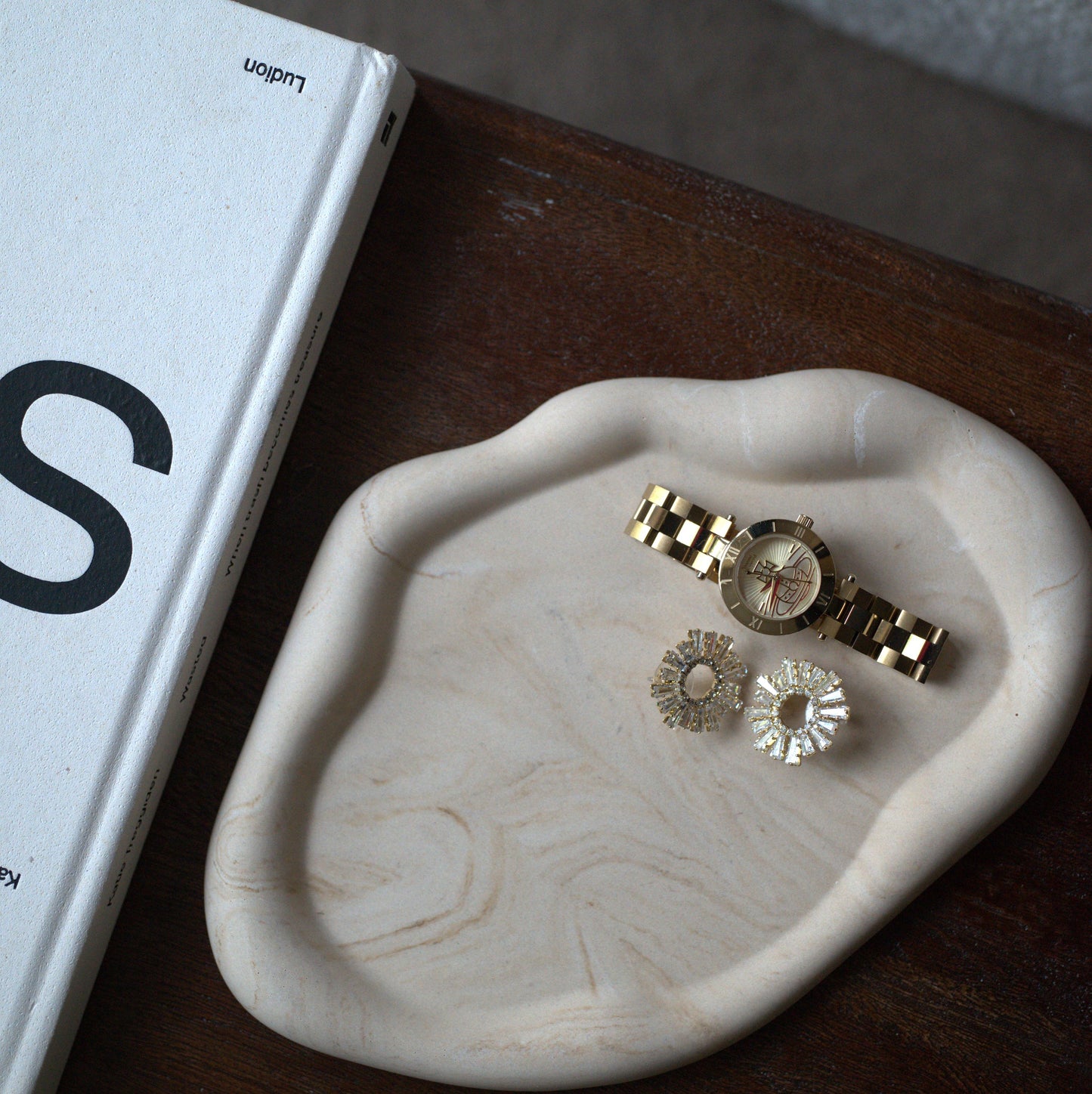 Marble-Effect Cloud Jewellery Tray
