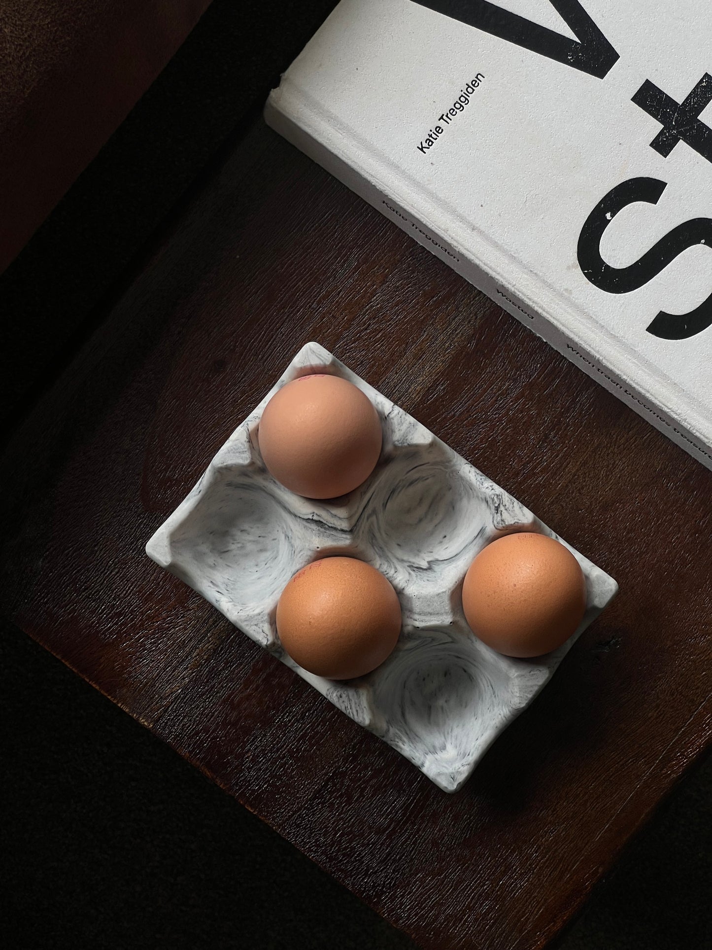 Marble Egg Tray